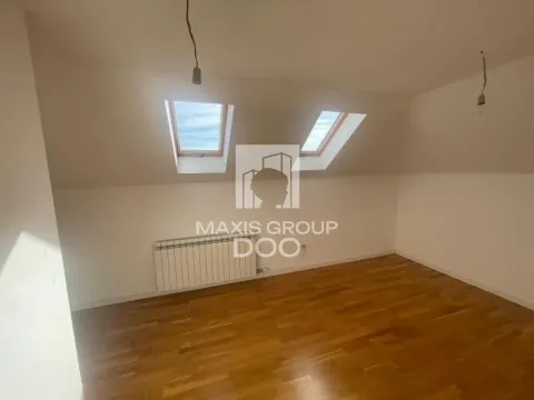 Prodaja, trosoban stan, 78m², Borča Sve Podlokacije, Beograd - image 2