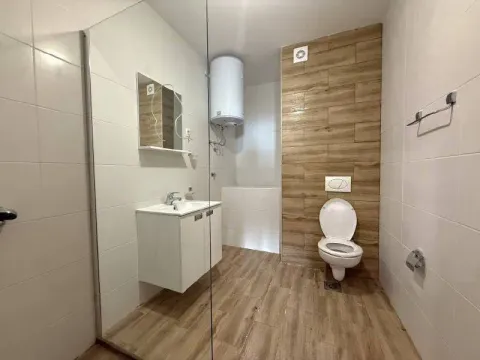 Prodaja, trosoban stan, 126m², Reževići, Budva - image 10