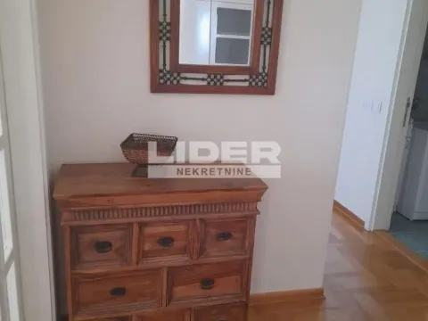 Rent, two bedroom apartment, 78m², Retenzija, Beograd - image 6