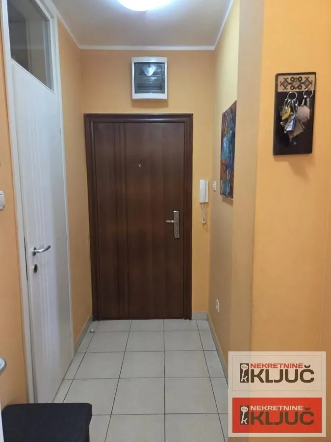 Prodaja, dvosoban stan, 69m², Bulevar Oslobodjenja, Novi Sad Sve Podlokacije