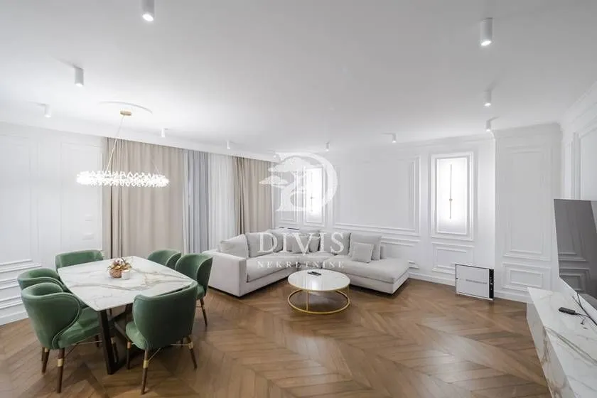 Prodaja, trosoban stan, 115m², Vračar Sve Podlokacije, Beograd