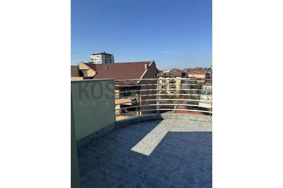 Sale, three bedroom apartment, 80m², Gradska Bolnica, Zvezdara Sve Podlokacije