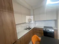 Izdavanje, trosoban stan, 72m², Savski Venac, Beograd - image 8