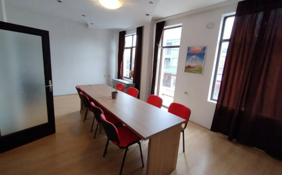 Rent, office space, 70m², Centar, Niš