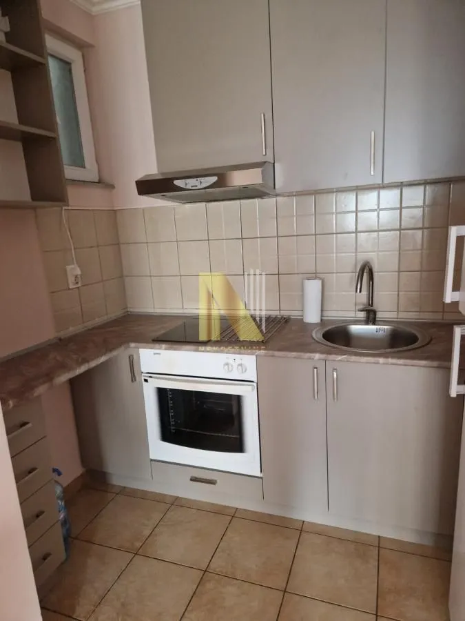 Izdavanje, trosoban stan, 58m², Rotkvarija, Novi Sad Sve Podlokacije