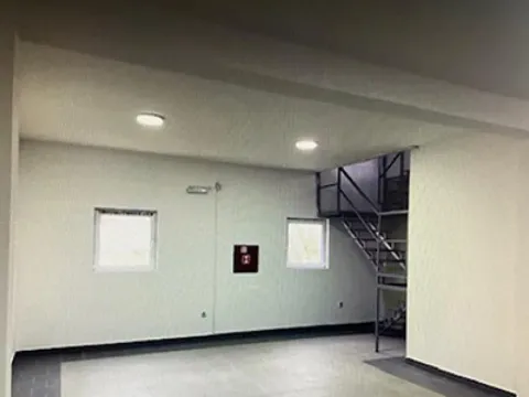 Izdavanje, poslovni prostor, 900m², Altina, Beograd - image 6