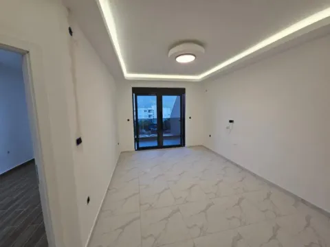 Sale, one bedroom apartment, 50m², Đenovići, Herceg Novi - image 6