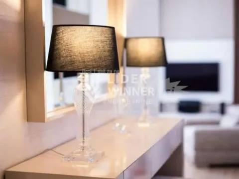 Prodaja, kuća, 294m², Ledine, Beograd - image 9