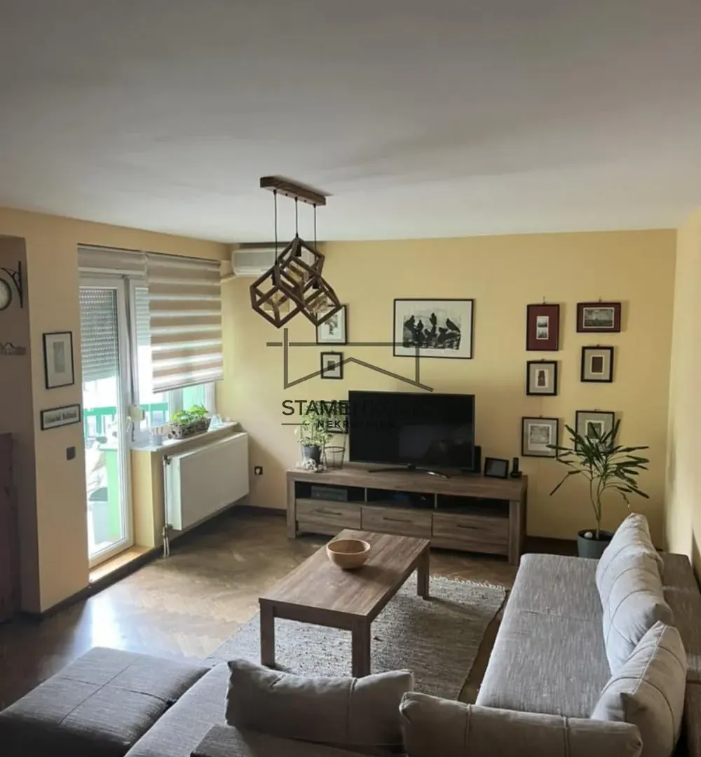 Prodaja, trosoban stan, 111m², Grbavica, Novi Sad Sve Podlokacije