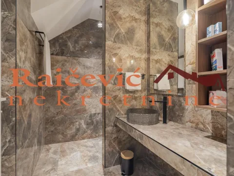 Prodaja, kuća, 360m², Sopot, Beograd - image 8