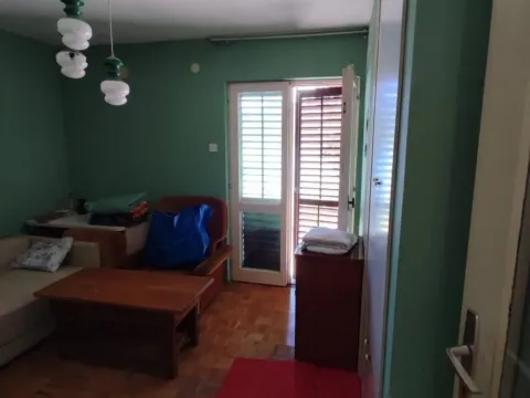 Prodaja, kuća, 70m², Donji Milanovac, Majdanpek - image 9