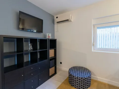 Prodaja, jednosoban stan, 25m², Tivat, Crna Gora - image 6