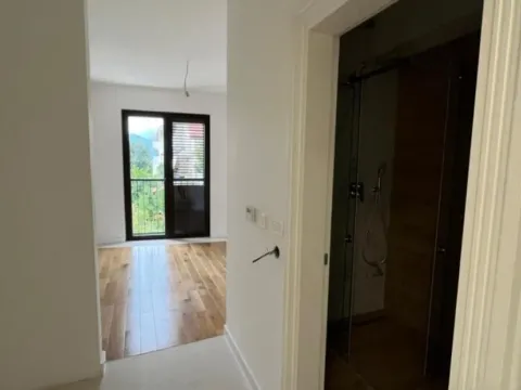 Prodaja, dvosoban stan, 71m², Tivat, Crna Gora - image 8