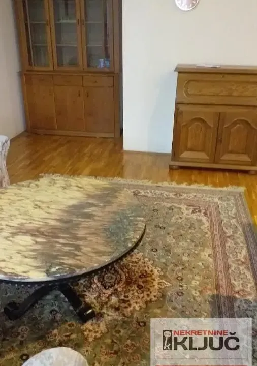 Izdavanje, dvosoban stan, 50m², Grbavica, Novi Sad Sve Podlokacije