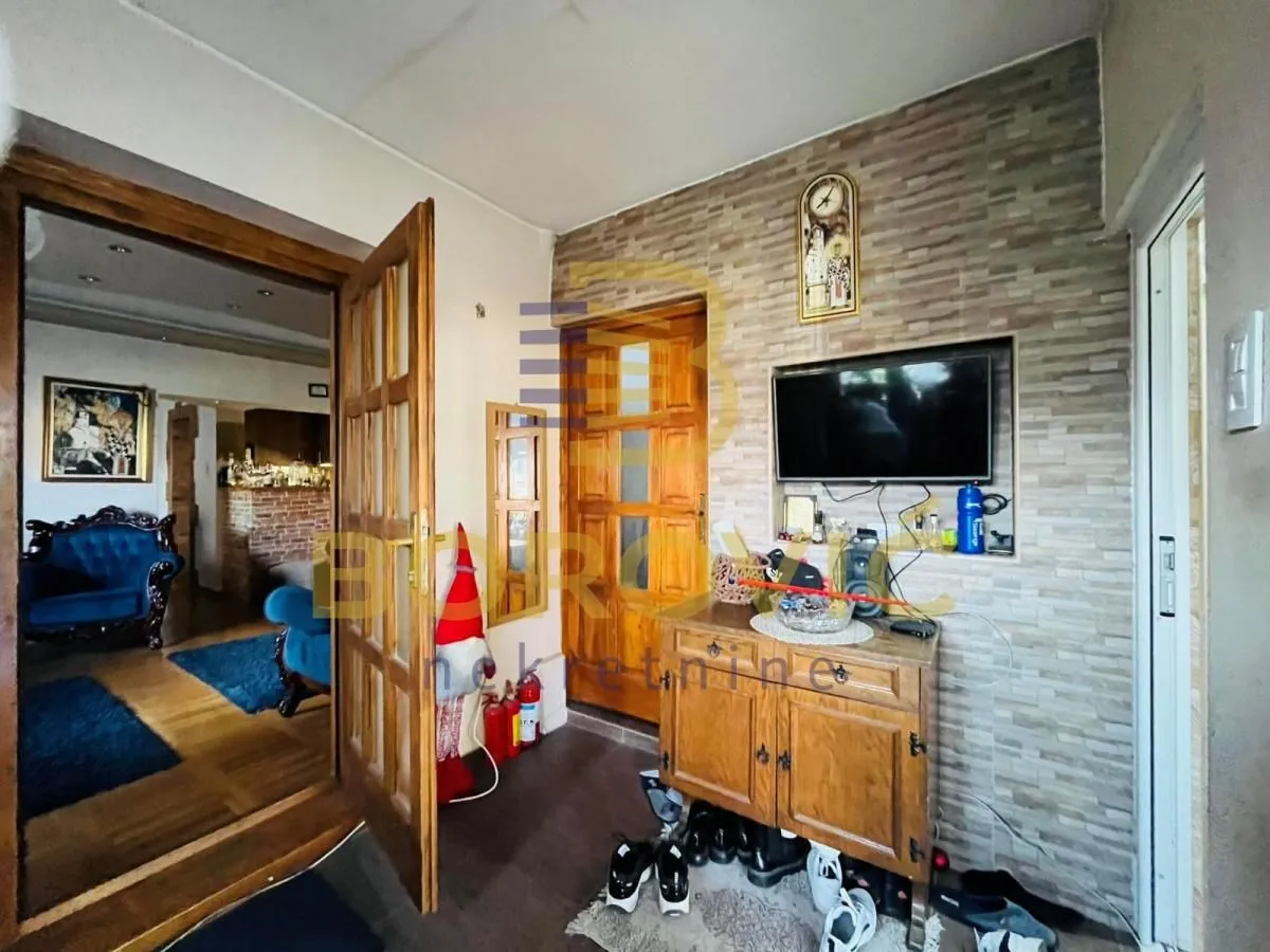 Prodaja, kuća, 188m², Krnjaca, Palilula Sve Podlokacije