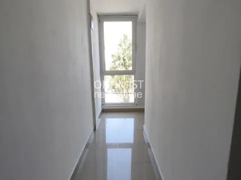 Sale, three bedroom apartment, 40m², Lekino Brdo, Voždovac Sve Podlokacije - image 10