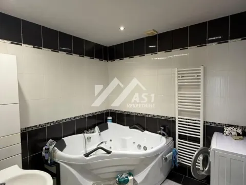 Izdavanje, kuća, 130m², Salajka, Novi Sad Sve Podlokacije - image 5