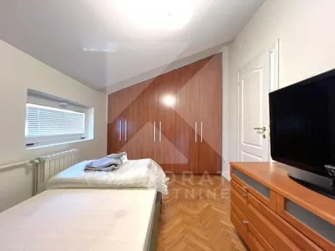 Rent, house, 80m², Gornja Gorica, Podgorica - image 8