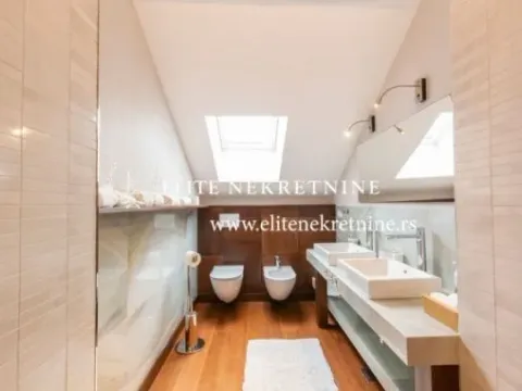 Rent, four bedroom apartment, 240m², Kalenić Pijaca, Vračar Sve Podlokacije - image 5