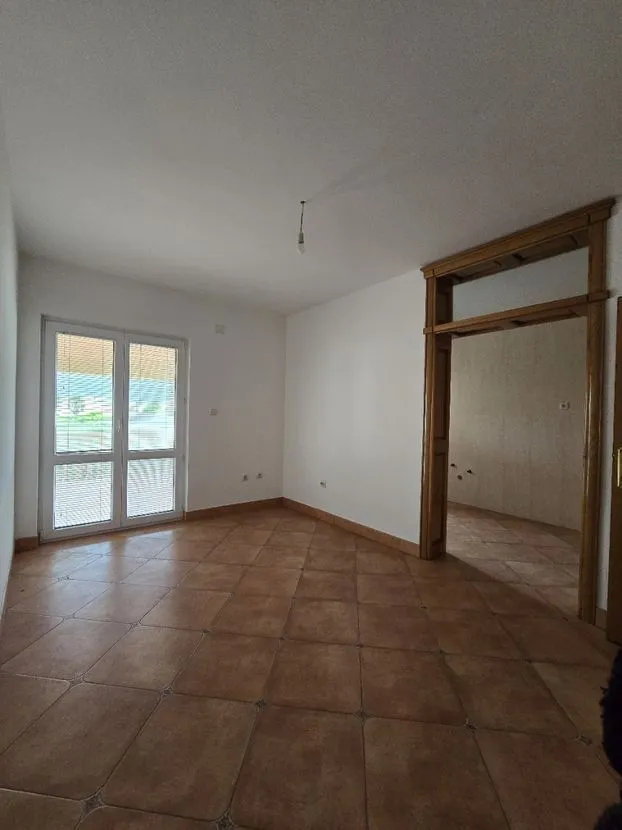 Prodaja, kuća, 500m², Bar, Crna Gora