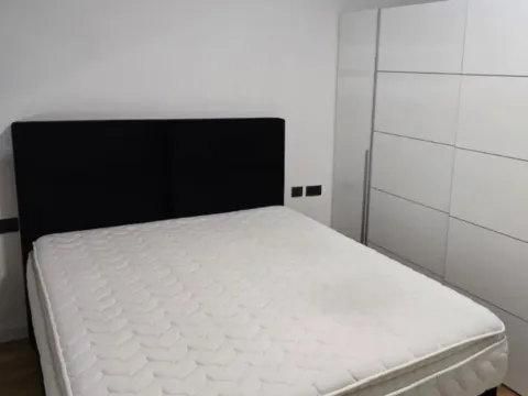 Izdavanje, trosoban stan, 130m², Nova Dalmatinska, Podgorica - image 5