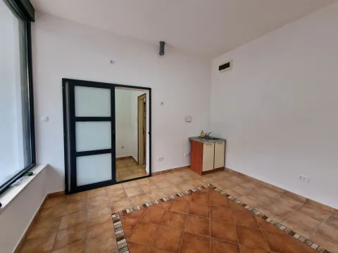 Rent, office space, 24m², Budva, Crna Gora - image 3