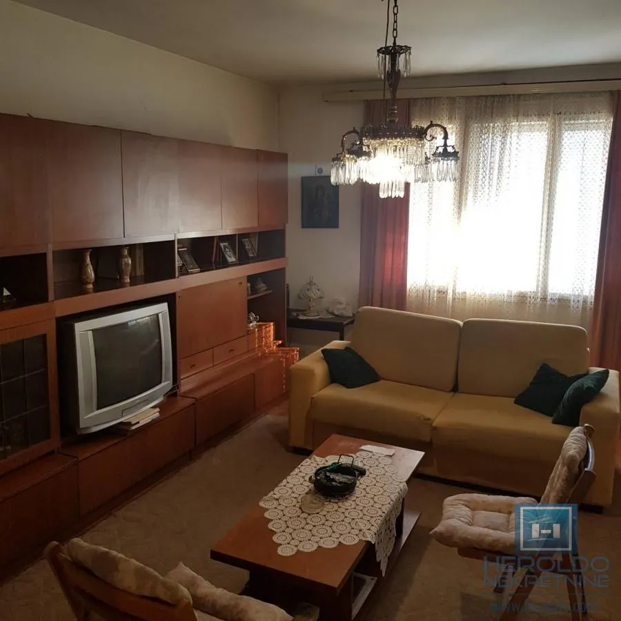 Prodaja, kuća, 200m², Bujanovac, Srbija