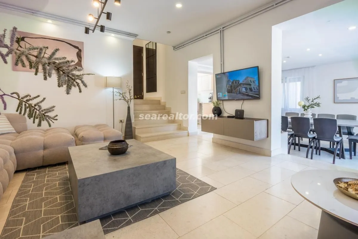 Prodaja, kuća, 240m², Stoliv, Kotor