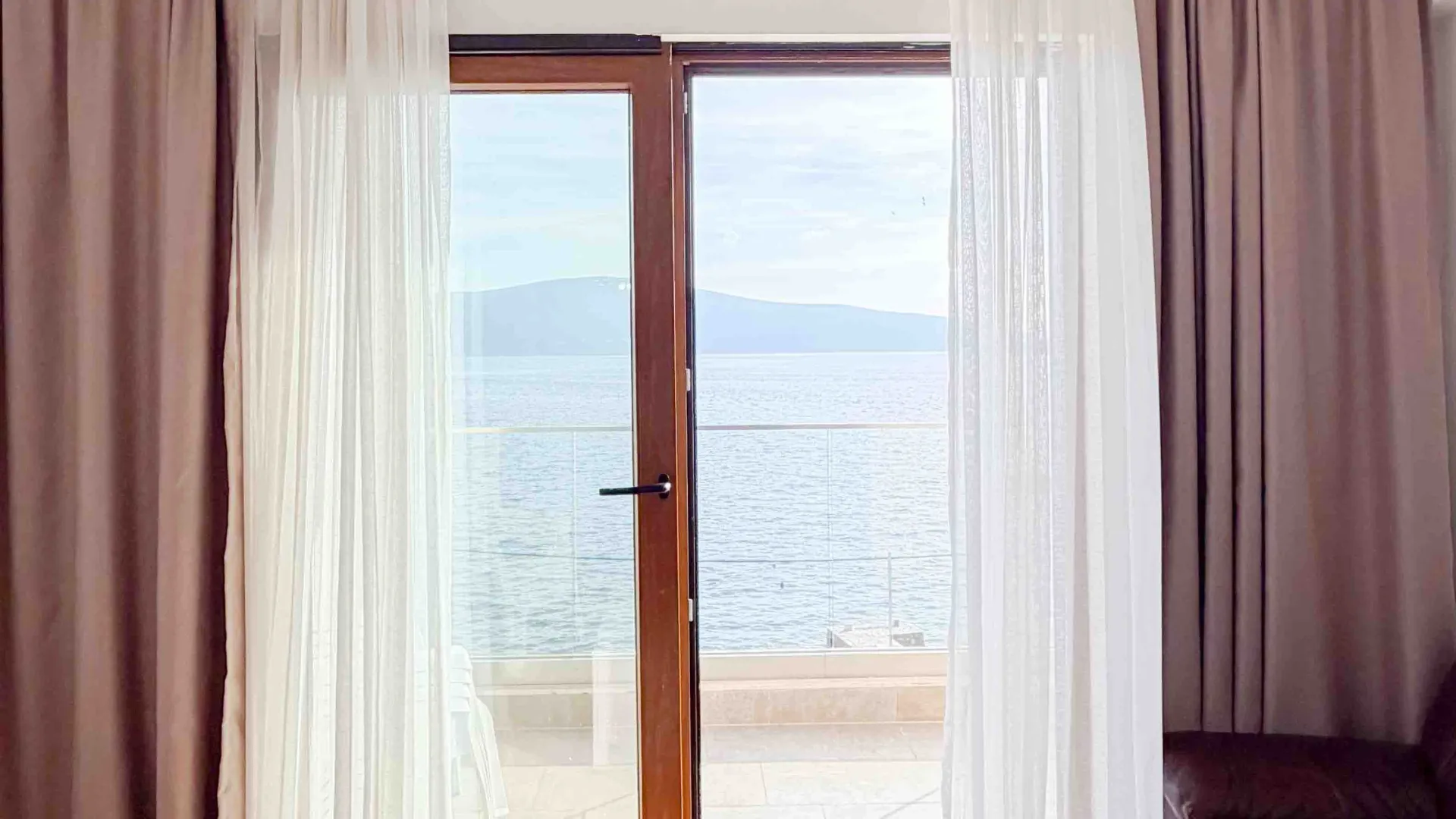 Rent, two bedroom apartment, 90m², Opatovo, Tivat