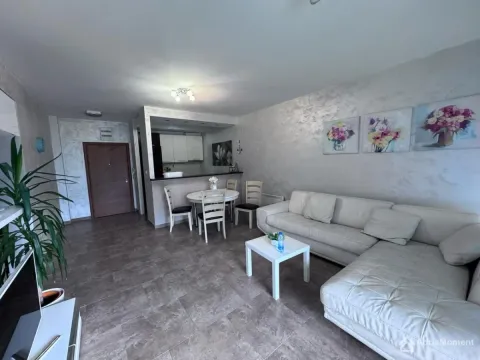 Sale, two bedroom apartment, 68m², Bečići, Budva - image 4