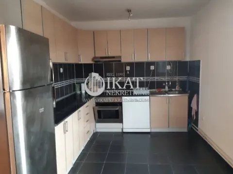 Izdavanje, trosoban stan, 125m², Profesorska Kolonija, Palilula Sve Podlokacije