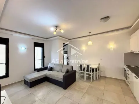 Stan in Južni Bulevar