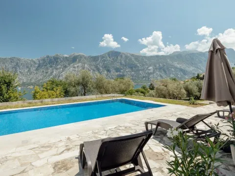 Prodaja, kuća, 800m², Prčanj, Kotor - image 43