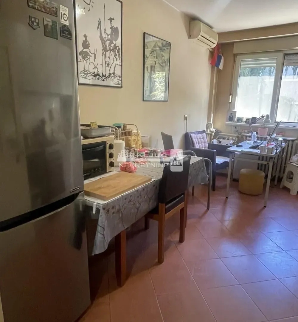 Prodaja, dvosoban stan, 56m², Palilulska Pijaca, Palilula Sve Podlokacije
