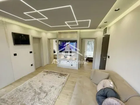 Izdavanje, stan, 50m², Cvetkova Pijaca, Zvezdara Sve Podlokacije - image 2