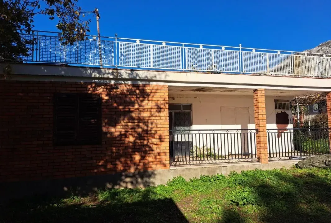 Sale, house, 119m², Sutomore, Bar