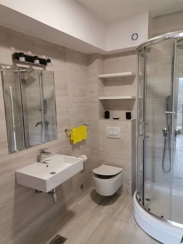 Rent, three bedroom apartment, 75m², Savski Venac, Beograd
