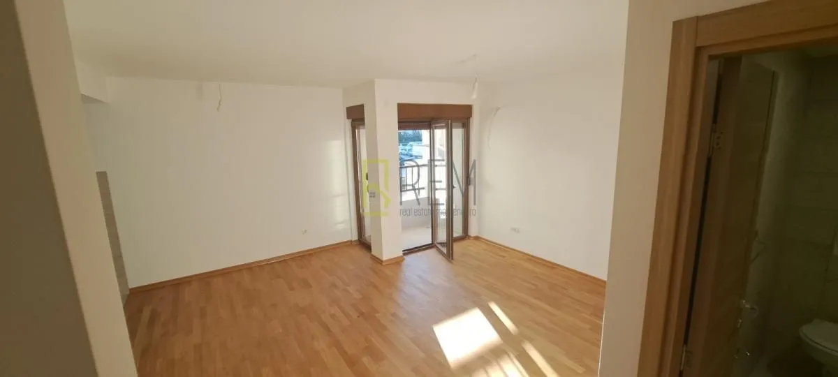 Prodaja, garsonjera, 31m², Stari Aerodrom, Podgorica