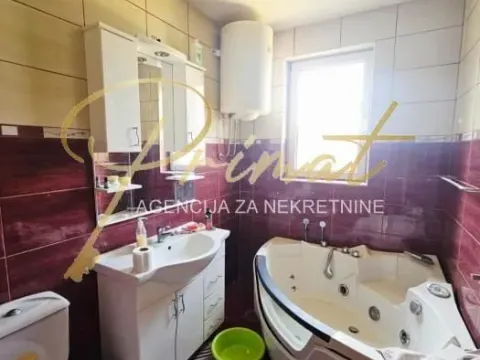 Prodaja, stan, 121m², Borča 1, Borča Sve Podlokacije - image 10