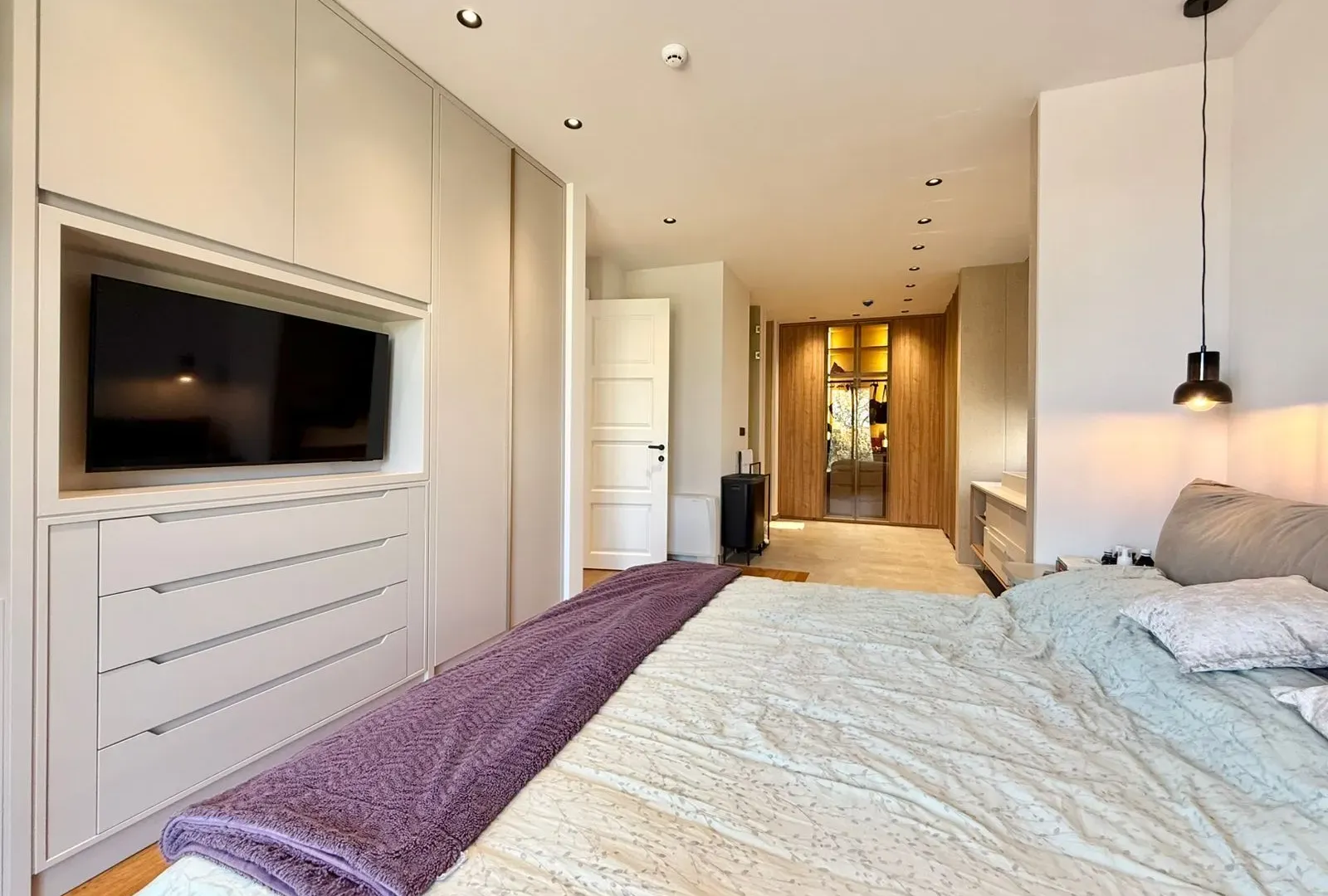Prodaja, kuća, 250m², Gornja Gorica, Podgorica