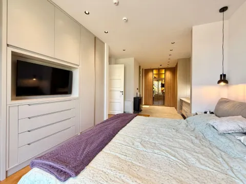 Prodaja, kuća, 250m², Gornja Gorica, Podgorica - image 7