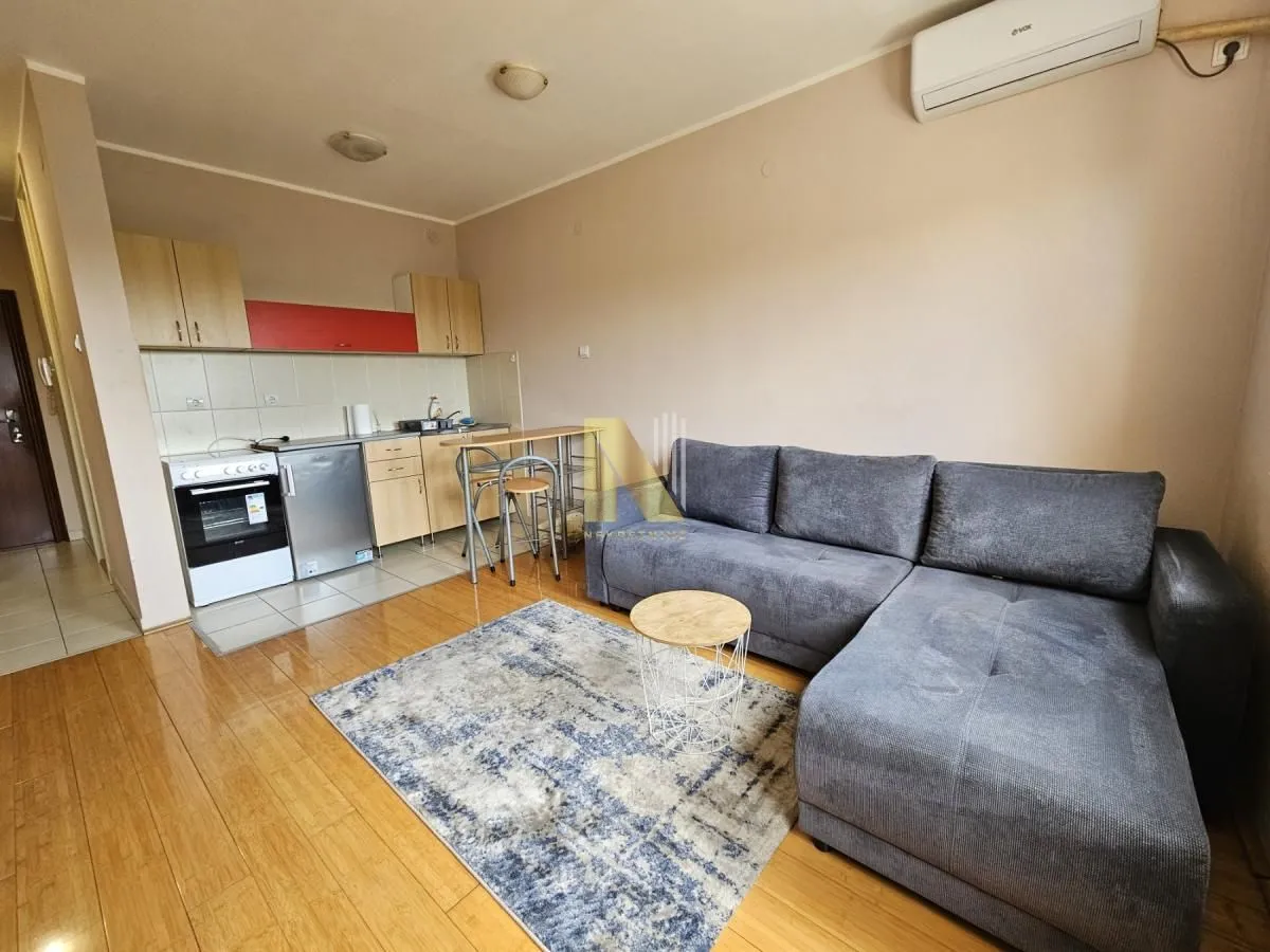 Izdavanje, garsonjera, 25m², Salajka, Novi Sad Sve Podlokacije