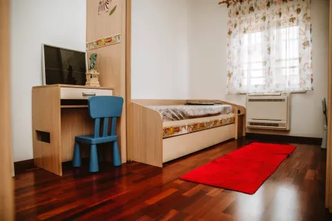 Rent, two bedroom apartment, 68m², City Kvart, Podgorica - image 9