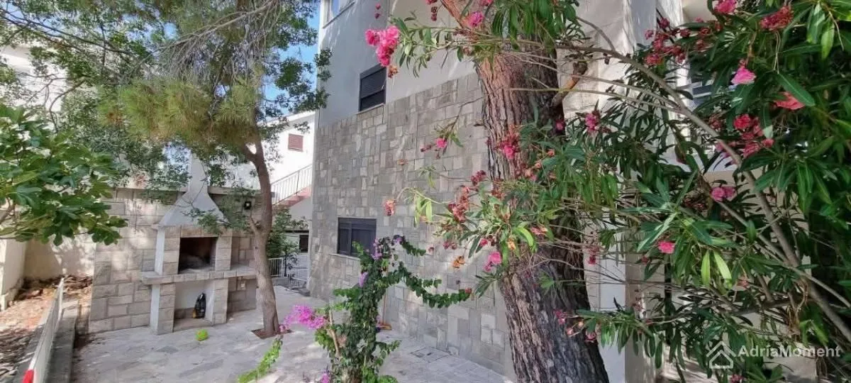 Sale, house, 175m², Utjeha, Bar