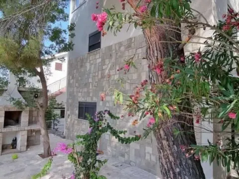 Sale, house, 175m², Utjeha, Bar - image 10