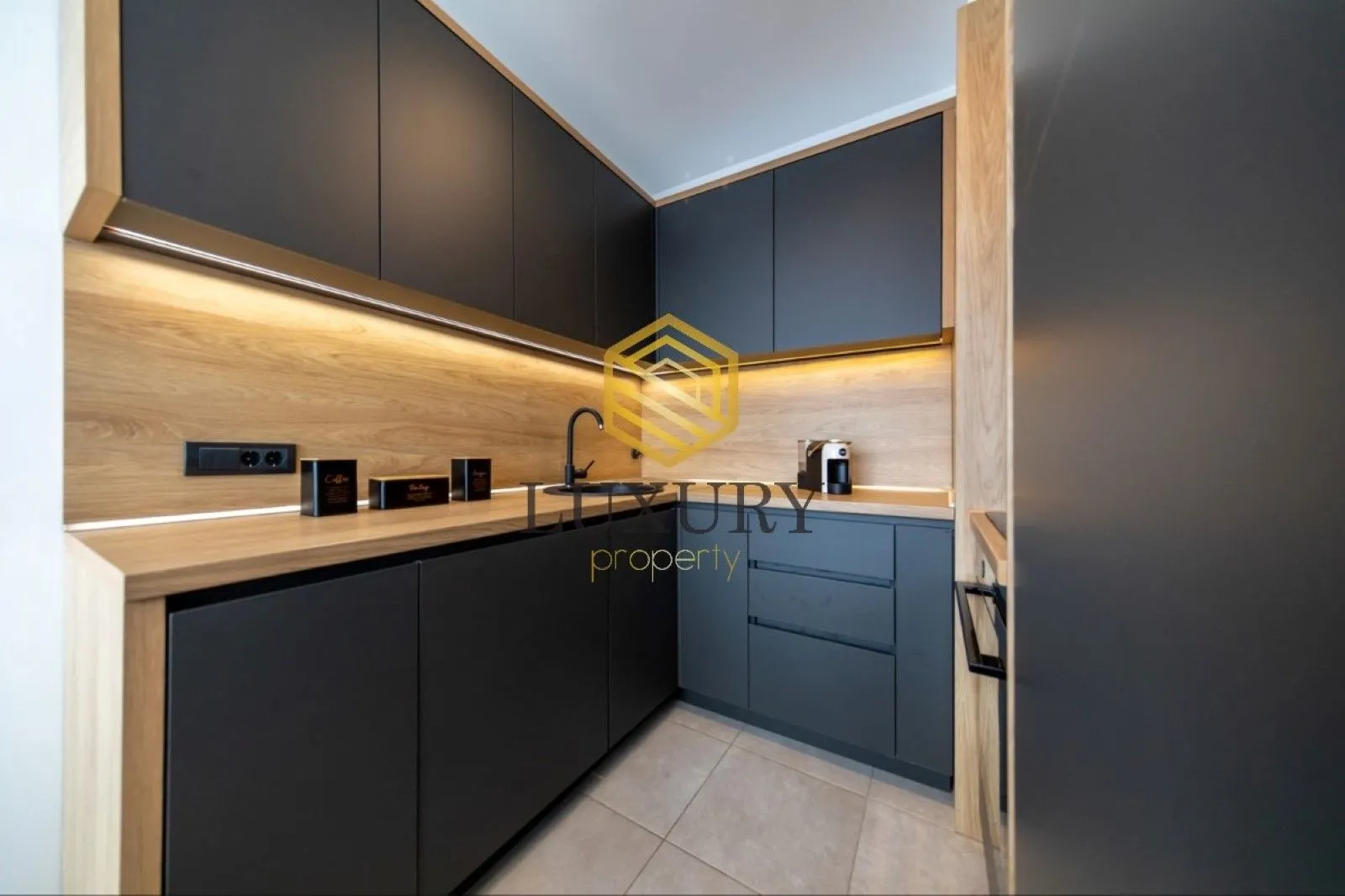 Rent, one bedroom apartment, 55m², Pejton, Podgorica