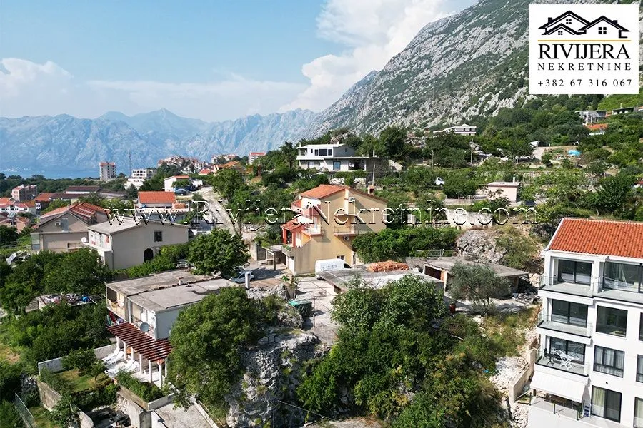 Prodaja, plac, 1060m², Dobrota, Kotor