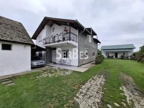 Sale, house, 357m², Kovilj, Novi Sad Sve Podlokacije