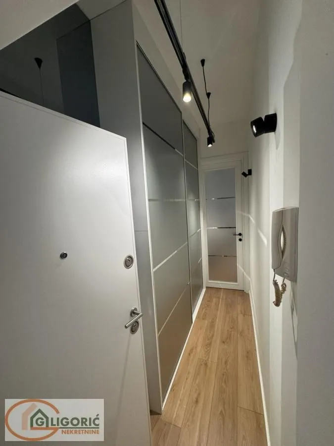 Sale, one bedroom apartment, 33m², Stari Grad, Beograd