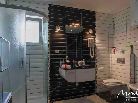 Prodaja, kuća, 1034m², Budva, Crna Gora - image 40